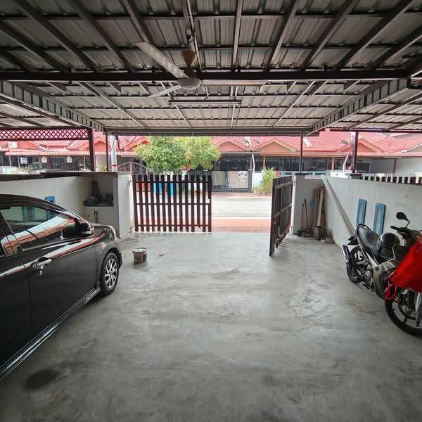 1-storey Terraced House for Sale in Seksyen 30 (Shah Alam) - Shaiful Rudy - PropertyGuru.com.my
