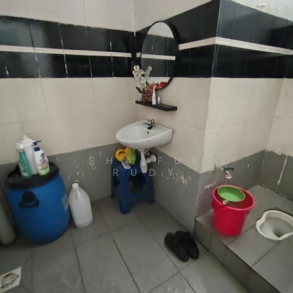 1-storey Terraced House for Sale in Seksyen 30 (Shah Alam) - Shaiful Rudy - PropertyGuru.com.my