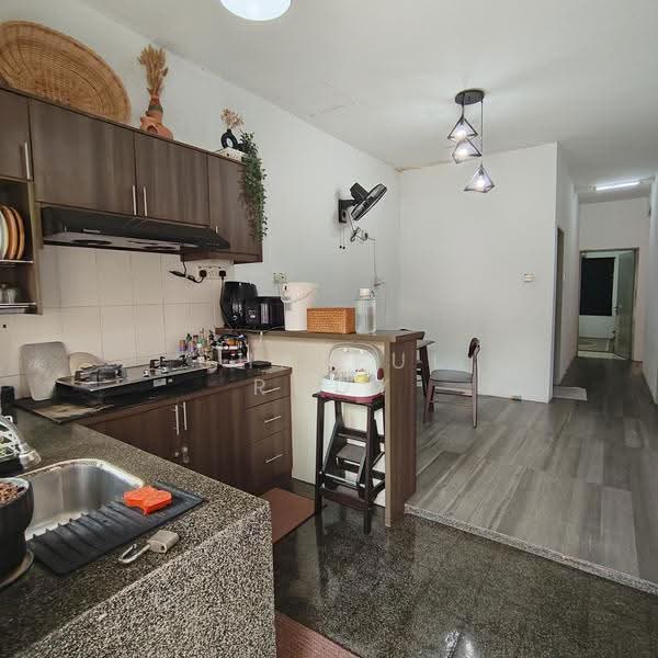 1-storey Terraced House for Sale in Seksyen 30 (Shah Alam) - Shaiful Rudy - PropertyGuru.com.my