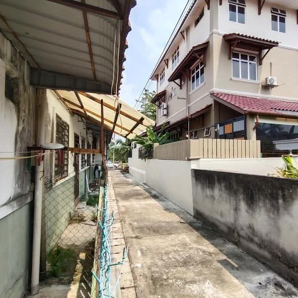 1-storey Terraced House for Sale in Seksyen 30 (Shah Alam) - Shaiful Rudy - PropertyGuru.com.my