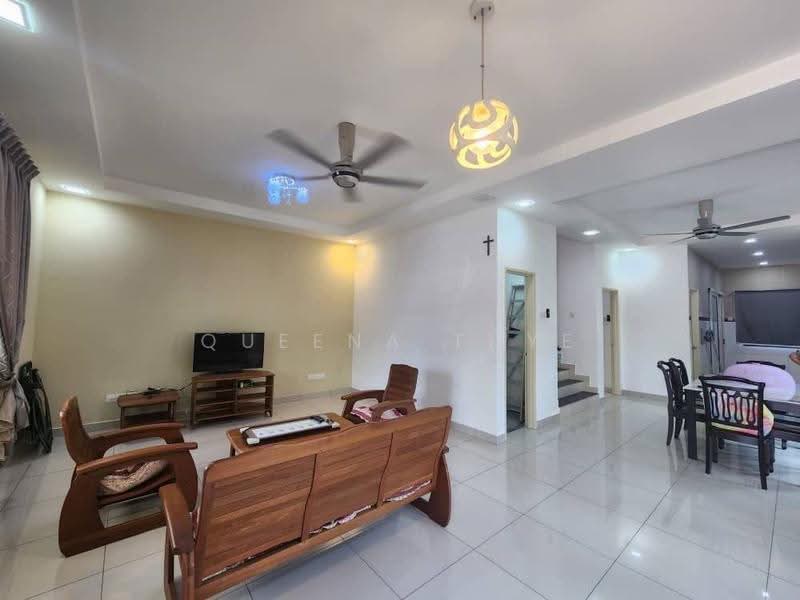 Rumah Teres 2-Tingkat untuk Dijual di Taman Seri Austin (Tebrau) - Queena Thye - PropertyGuru.com.my