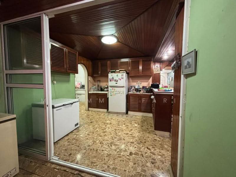 Bungalow House untuk Dijual di Taman Desa (Kuala Lumpur) - Muhammad Faris - Kitchen - PropertyGuru.com.my