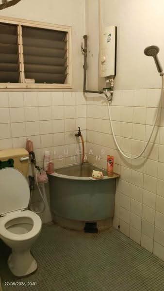 2-storey Terraced House for Sale in Taman Overseas Union (Taman Oug) (Jalan Klang Lama (Old Klang Road)) - Lucas Chan - Bathroom - PropertyGuru.com.my