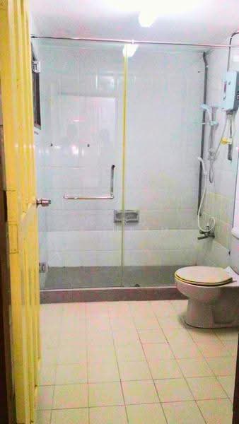 Bungalow House for Sale in Seri Manjung (Perak) - Guru Vethiah - Bathroom - PropertyGuru.com.my
