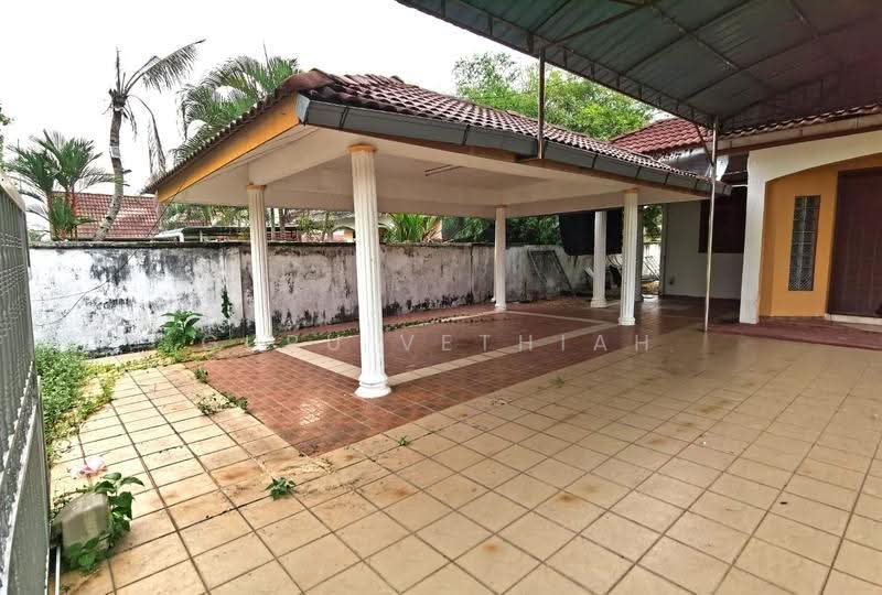 Bungalow House for Sale in Seri Manjung (Perak) - Guru Vethiah - Exterior - PropertyGuru.com.my