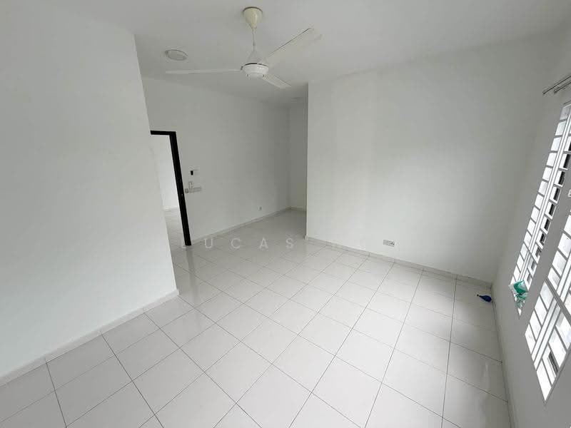 2-storey Terraced House for Sale in Setia Alam (Selangor) - Lucas Ng - Living Room - PropertyGuru.com.my