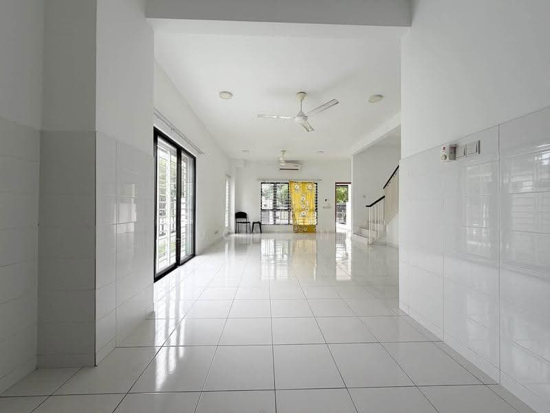 2-storey Terraced House for Sale in Setia Alam (Selangor) - Lucas Ng - Living Room - PropertyGuru.com.my