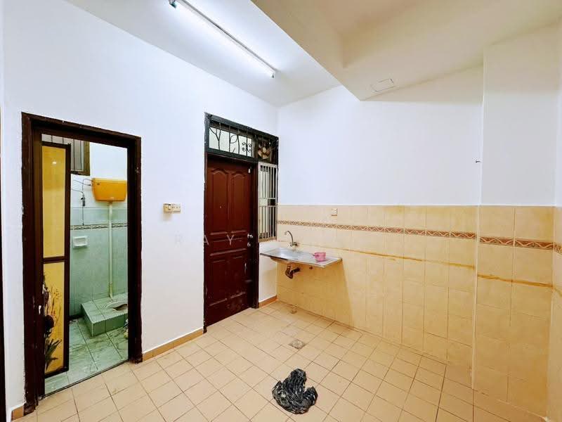 2-storey Terraced House for Rent in Taman Setia Indah (Tebrau) - Ray Wong - Bathroom - PropertyGuru.com.my