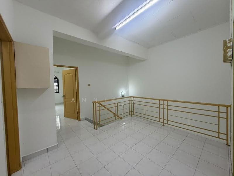 Rumah Teres 2-Tingkat untuk Disewa di Taman Bukit Mewah (Tampoi) - Annie Tee - PropertyGuru.com.my