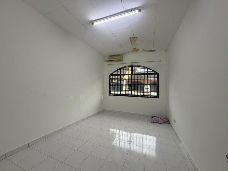Rumah Teres 2-Tingkat untuk Disewa di Taman Bukit Mewah (Tampoi) - Annie Tee - PropertyGuru.com.my