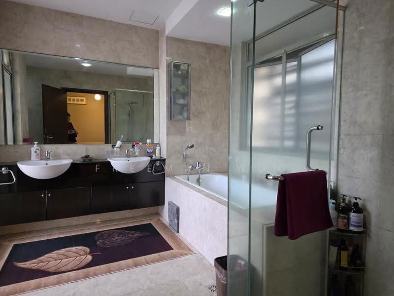 Rumah Berkembar untuk Dijual di Changkat Kiara Rimbun (Batu) - Freeman Woo - Bathroom - PropertyGuru.com.my