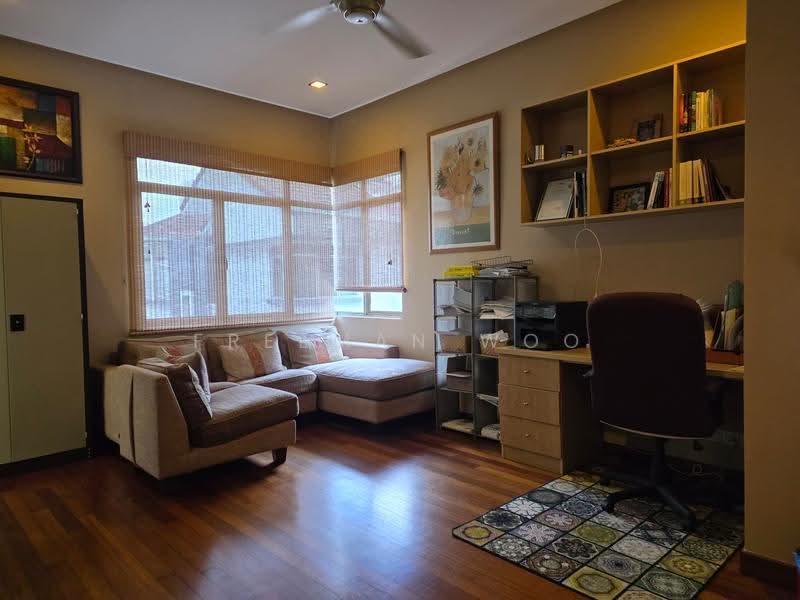Rumah Berkembar untuk Dijual di Changkat Kiara Rimbun (Batu) - Freeman Woo - Living Room - PropertyGuru.com.my
