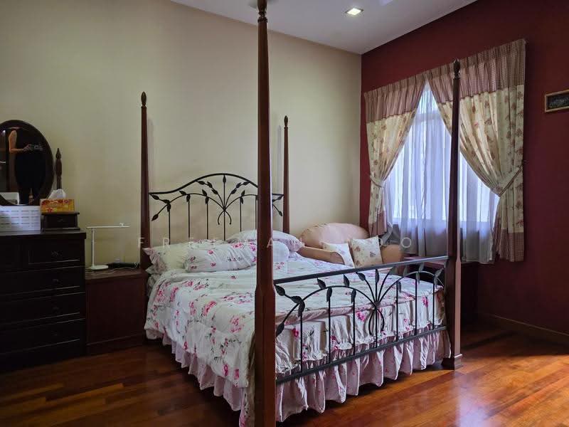 Rumah Berkembar untuk Dijual di Changkat Kiara Rimbun (Batu) - Freeman Woo - Bedroom - PropertyGuru.com.my