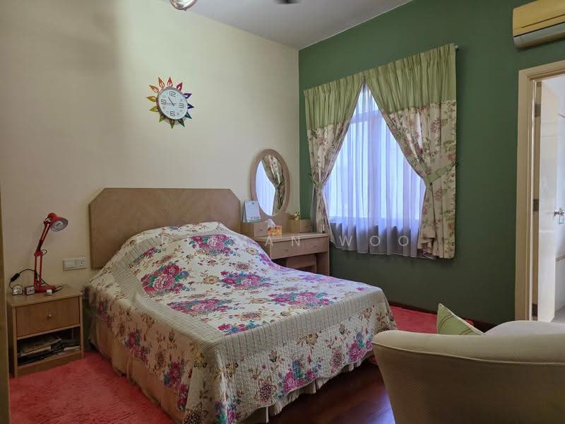 Rumah Berkembar untuk Dijual di Changkat Kiara Rimbun (Batu) - Freeman Woo - Bedroom - PropertyGuru.com.my