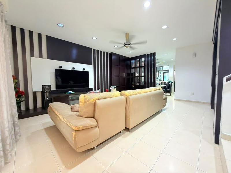 Rumah Teres 2-Tingkat untuk Dijual di Taman Pulai Flora (Skudai) - Sean Yeoh - Living Room - PropertyGuru.com.my