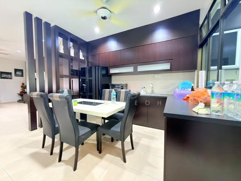 Rumah Teres 2-Tingkat untuk Dijual di Taman Pulai Flora (Skudai) - Sean Yeoh - Dining Room - PropertyGuru.com.my