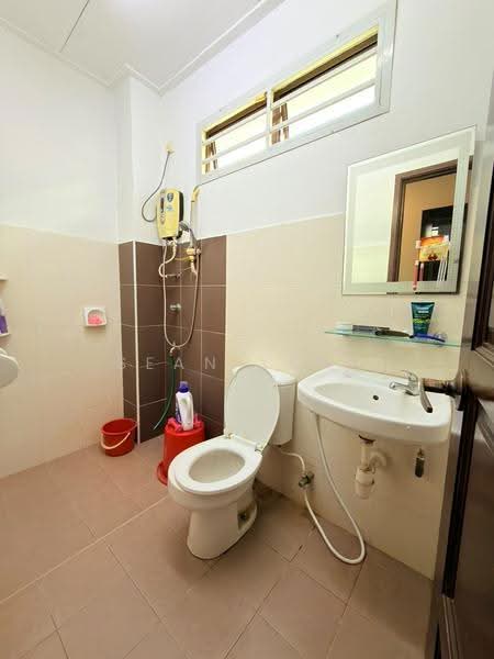 Rumah Teres 2-Tingkat untuk Dijual di Taman Pulai Flora (Skudai) - Sean Yeoh - Bathroom - PropertyGuru.com.my