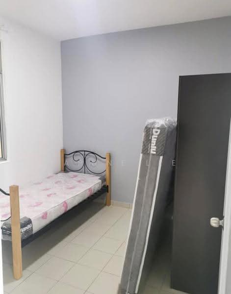 Pangsapuri untuk Disewa di Lake View Suites - Daphne Lee - Bedroom - PropertyGuru.com.my