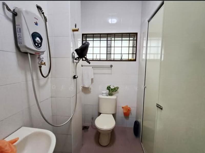 Rumah Teres 2-Tingkat untuk Dijual di Usj 6 (Subang Jaya) - Gerrard Lim - Bathroom - PropertyGuru.com.my