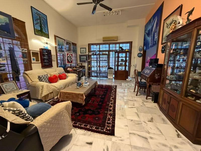 Bungalow House for Sale in Batu Ferringhi (Penang) - Alex Thor - Living Room - PropertyGuru.com.my