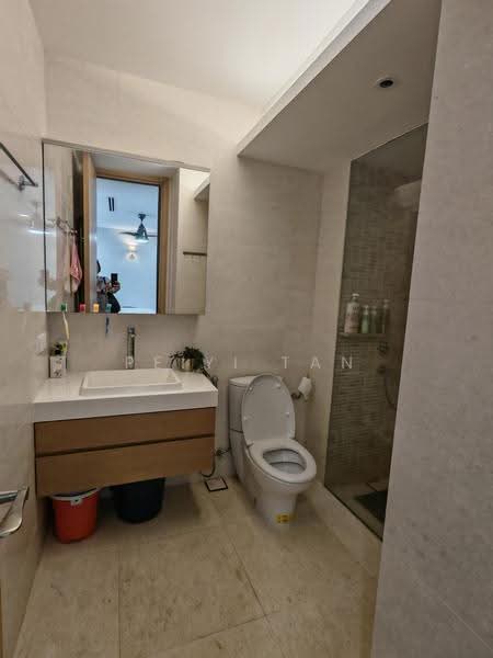 Kediaman Servis untuk Dijual di Pinetree Marina & Resort - PeiYi Tan - Bathroom - PropertyGuru.com.my