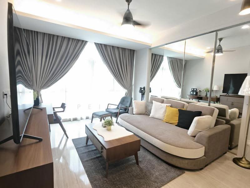 Kediaman Servis untuk Dijual di Pinetree Marina & Resort - PeiYi Tan - Living Room - PropertyGuru.com.my