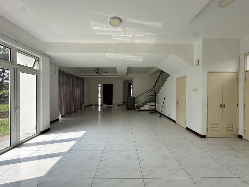 Bungalow House for Sale in Seksyen U13 (Setia Alam) - Jess Tee - Living Room - PropertyGuru.com.my