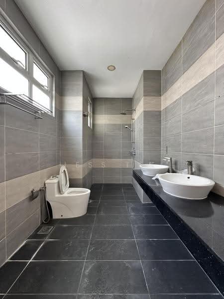 Bungalow House for Sale in Seksyen U13 (Setia Alam) - Jess Tee - Bathroom - PropertyGuru.com.my