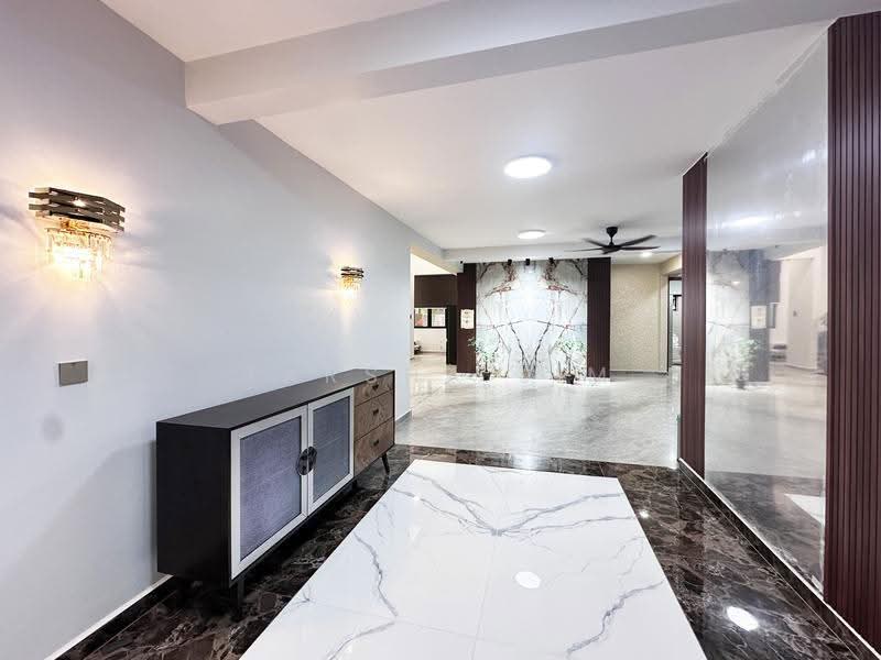 Semi-Detached House for Sale in Kota Damansara (Selangor) - Tarsha Lim - Entrance - PropertyGuru.com.my
