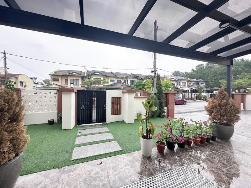 Semi-Detached House for Sale in Kota Damansara (Selangor) - Tarsha Lim - Exterior - PropertyGuru.com.my