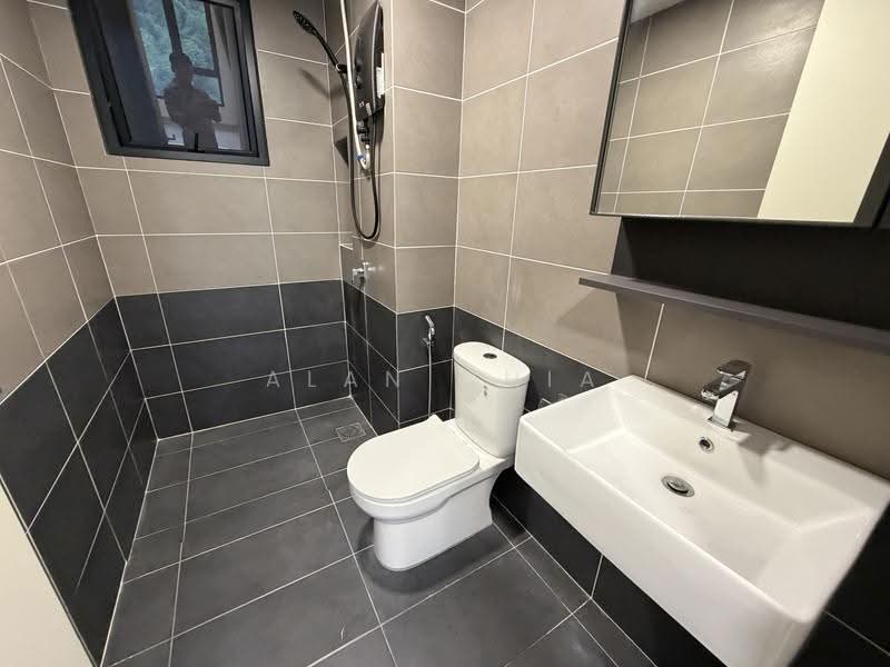 Service Residence for Rent at D'Clover Residences - Alan Chia - Bathroom - PropertyGuru.com.my
