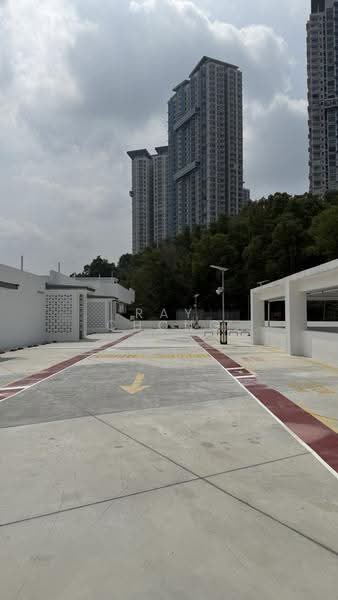 Shop / Office untuk Disewa di BANDAR PUCHONG JAYA (Puchong) - Ray Chong - Rooftop Car Park - PropertyGuru.com.my