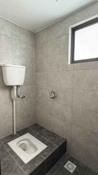 Shop / Office for Rent in BANDAR PUCHONG JAYA (Puchong) - Ray Chong - Bathroom - PropertyGuru.com.my