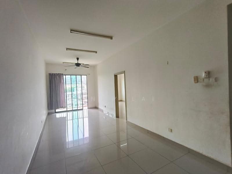 Kondominium untuk Disewa di Sutera Pines - Kenny Lai - Living Room - PropertyGuru.com.my