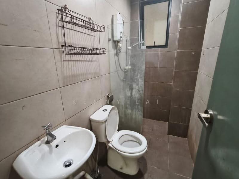 Kondominium untuk Disewa di Sutera Pines - Kenny Lai - Bathroom - PropertyGuru.com.my
