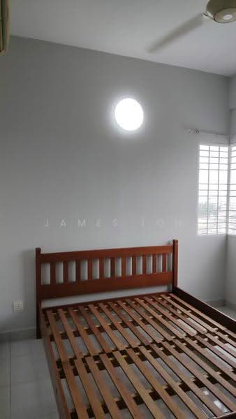 Pangsapuri untuk Disewa di Kemuning Aman - James Loh - Bedroom - PropertyGuru.com.my