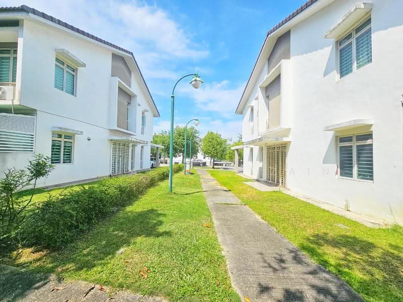 Rumah Teres 2-Tingkat untuk Dijual di Presint 11 (Putrajaya) - Nur Ain Mat Zain - Exterior - PropertyGuru.com.my