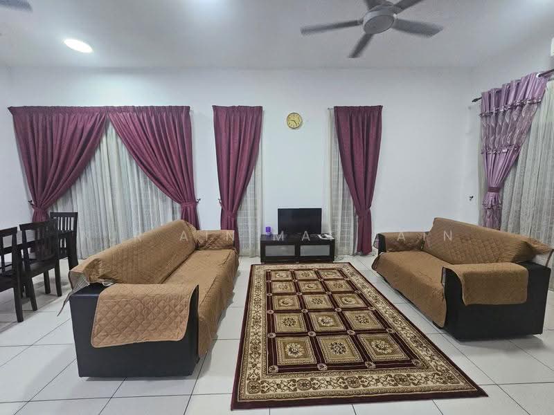 Rumah Teres 2-Tingkat untuk Dijual di Presint 11 (Putrajaya) - Nur Ain Mat Zain - Living Room - PropertyGuru.com.my
