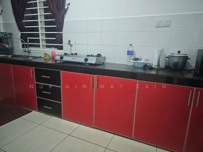 Rumah Teres 2-Tingkat untuk Dijual di Presint 11 (Putrajaya) - Nur Ain Mat Zain - Kitchen - PropertyGuru.com.my