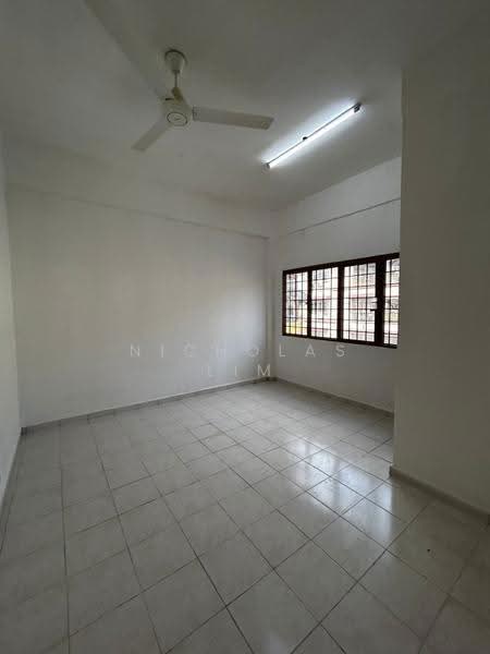 Flat for Sale at Sri Manja Square Petaling Jaya - Nicholas Lim - Interior - PropertyGuru.com.my