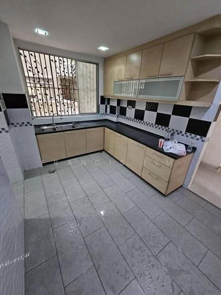 Kondominium untuk Dijual di Impian Heights - Francis Lim - Kitchen - PropertyGuru.com.my