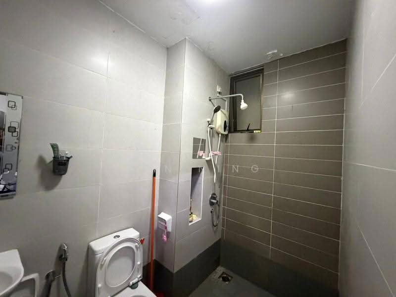 Kondominium untuk Dijual di PARC Regency (Residensi Masai) - Wan Ning - Bathroom - PropertyGuru.com.my