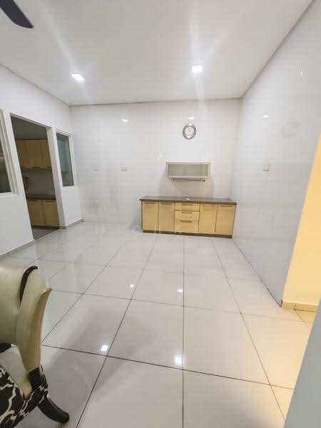 Rumah Teres 2-Tingkat untuk Dijual di Puchong (Selangor) - Michael Chan - Kitchen - PropertyGuru.com.my