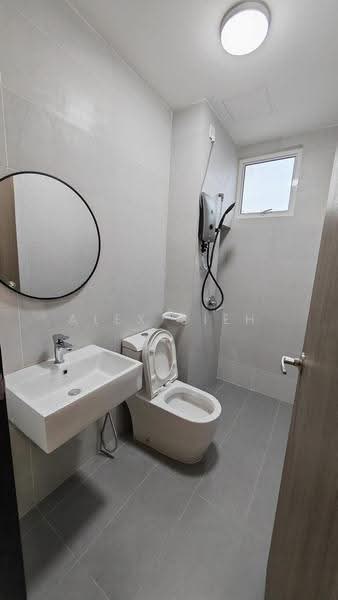 Kediaman Servis untuk Disewa di TRELLIS RESIDENCES - Alex Sieh - Bathroom - PropertyGuru.com.my