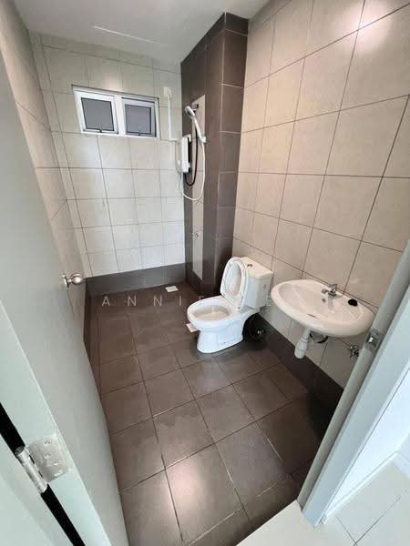 Kediaman Servis untuk Dijual di One 49 Residence - Annie Tee - PropertyGuru.com.my