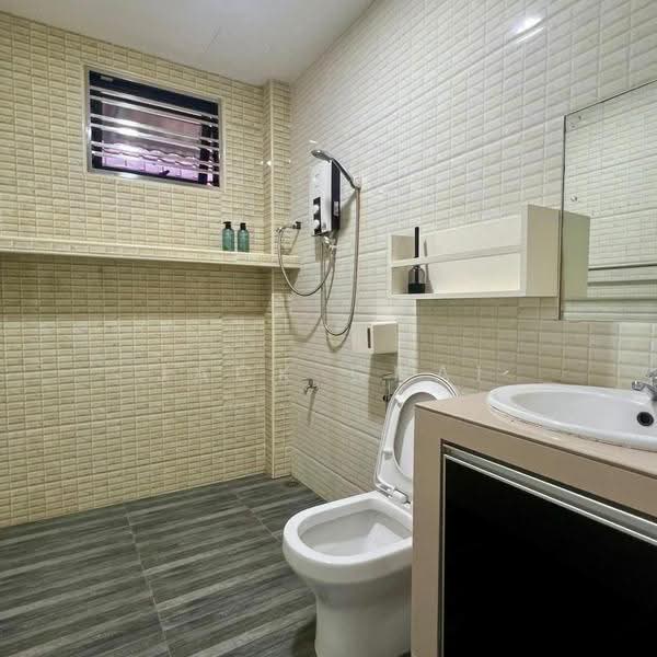 Rumah Berkembar untuk Dijual di Taman Johor Jaya (Johor Bahru) - Jack Chai - PropertyGuru.com.my