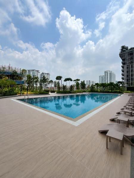 Kediaman Servis untuk Disewa di Aster Hill - Albert Teng - Pool - PropertyGuru.com.my
