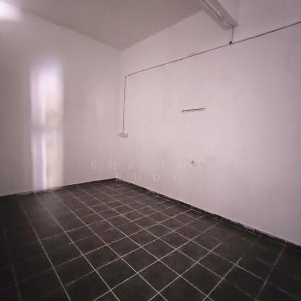 Shop for Rent in Kuala Kangsar (Perak) - Shaiful Rudy - PropertyGuru.com.my