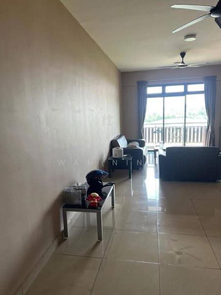 Service Residence for Sale at D'Secret Garden (Pangsapuri Kempas Indah) - Wan Ning - Living Room - PropertyGuru.com.my