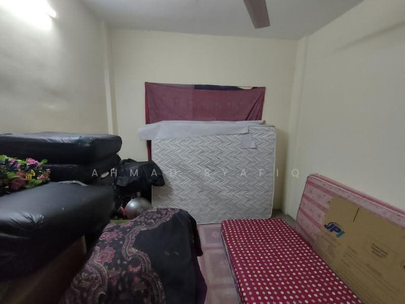 Apartment for Sale at Pangsapuri Arista - Ahmad Syafiq - Bedroom - PropertyGuru.com.my